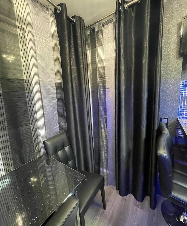 Luxury Room En Madrid Eksteriør billede